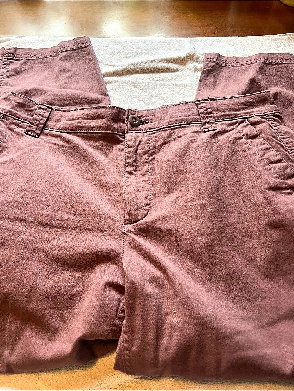 Old Navy Women’s Cargo Pants in Pink